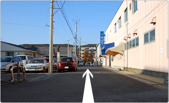 岸和田方面より車でお越しの方